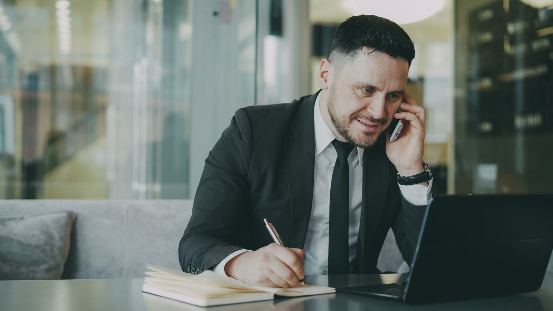 Agrially avis : notre analyse complète de la plateforme agricole